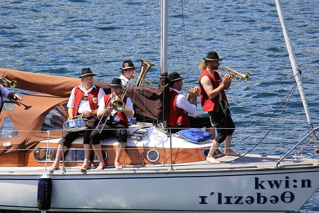 他曾在一次 他曾在一次